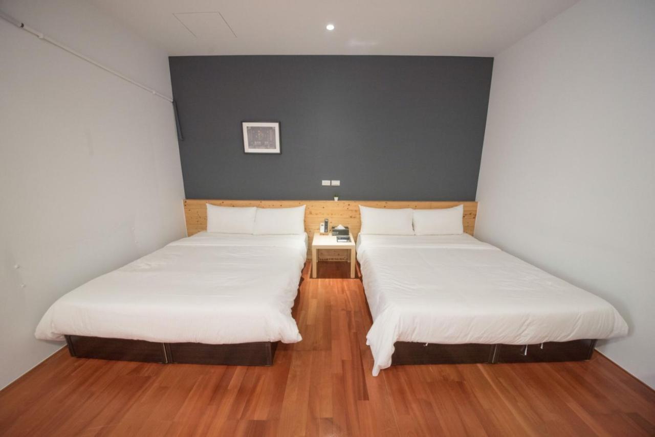 Deer Traveler Hostel Yuchi Esterno foto