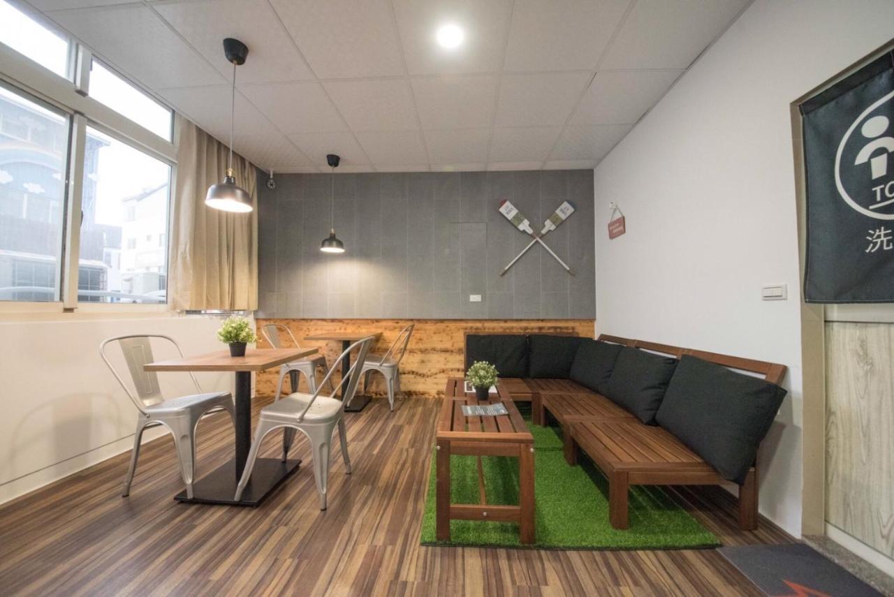 Deer Traveler Hostel Yuchi Esterno foto