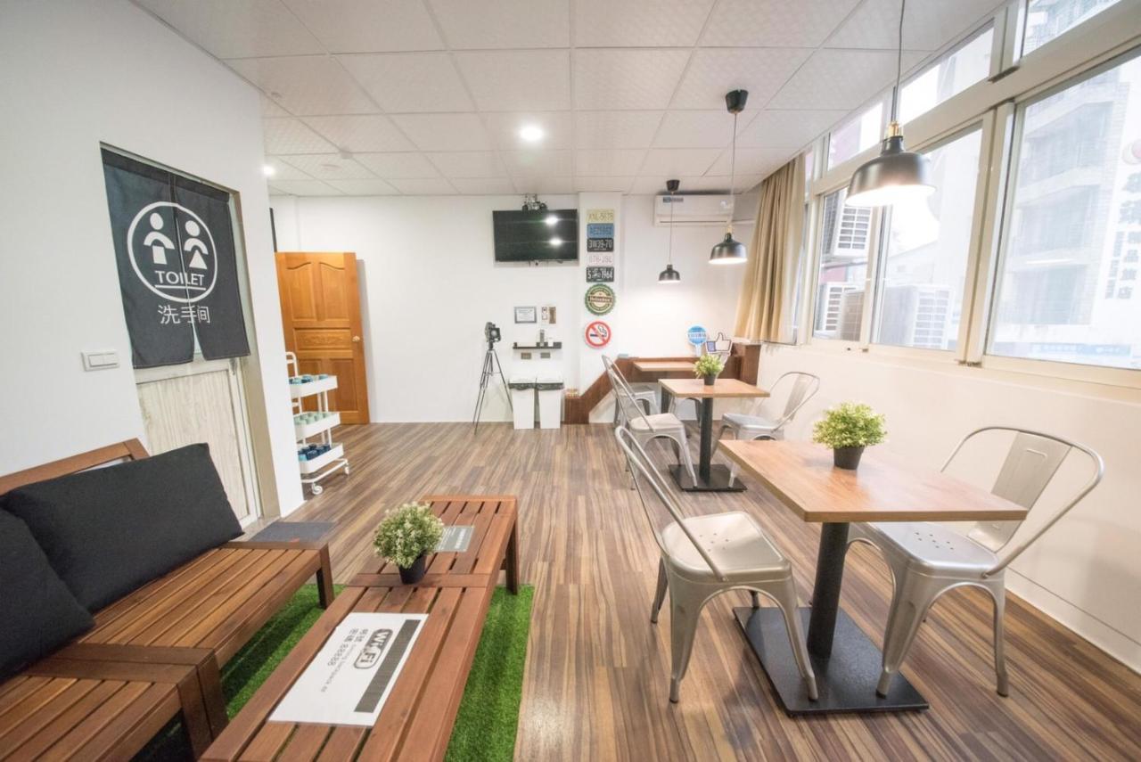 Deer Traveler Hostel Yuchi Esterno foto